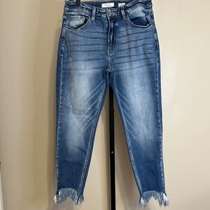 KanCan Distressed Ankle Jeans in Blue